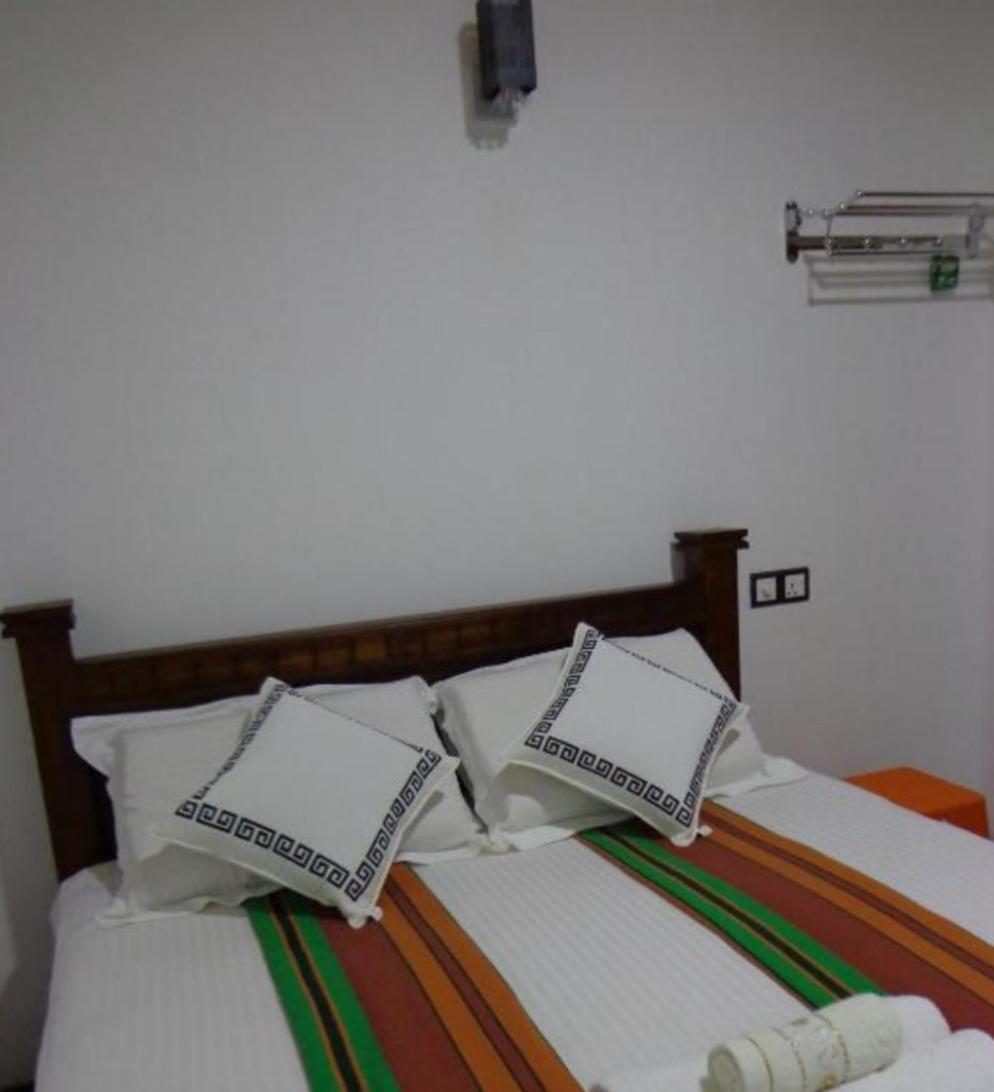 Rajarata Reach Resort อนุราธปุระ ภายนอก รูปภาพ